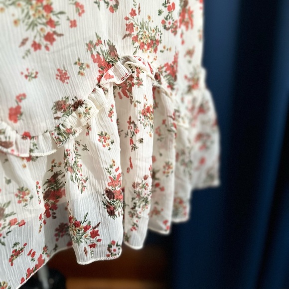 Cider Corset Laced White Floral Ruffle Dress - Picture 6 of 9